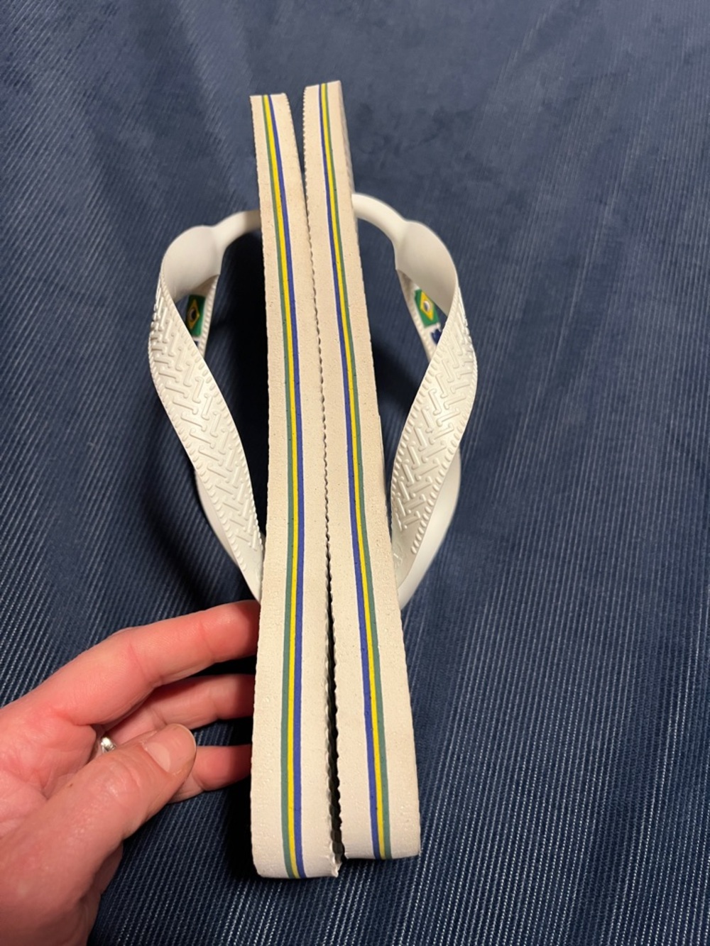 Havaianas White Flip Flop Sandals - Picture 5 of 6